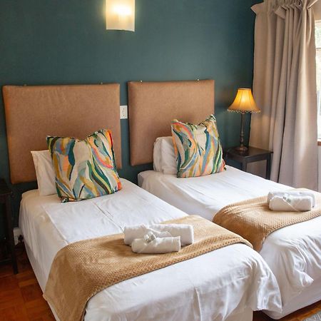 Gibson Place Vrede Екстер'єр фото