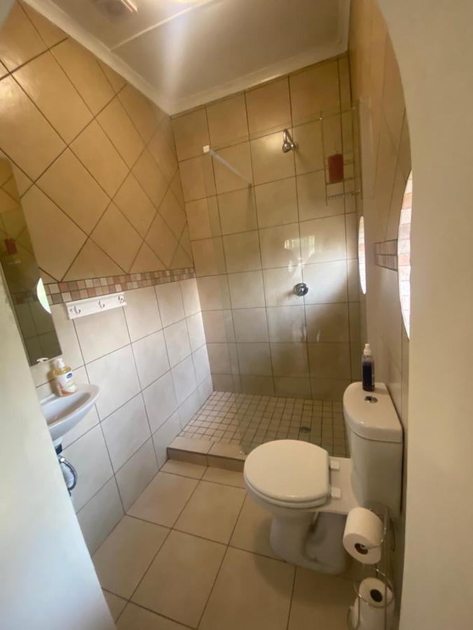 Gibson Place Vrede Екстер'єр фото