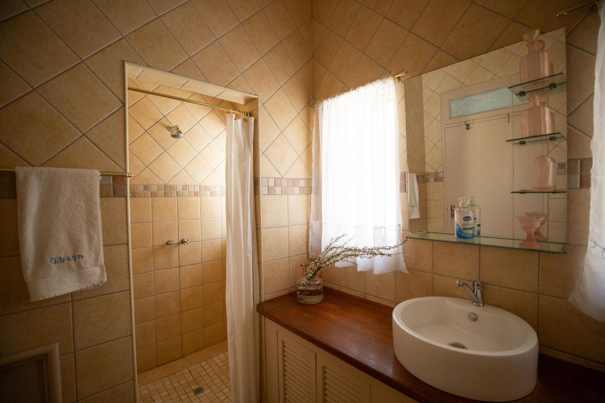 Gibson Place Vrede Екстер'єр фото